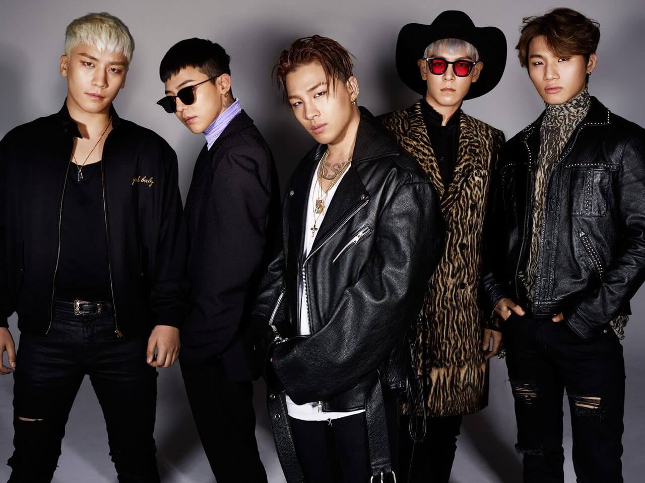 BIGBANGのブラックコーデ